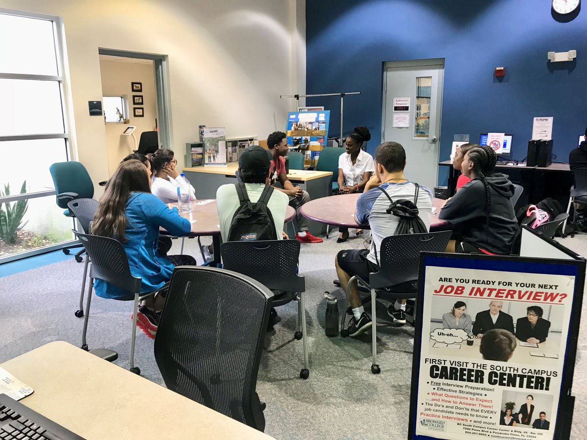 CareerCenterBC's tweet photo. There's still time to you to stop by the @CareerCenterBC for Career Center Day! https://t.co/ykSxfaEkNd