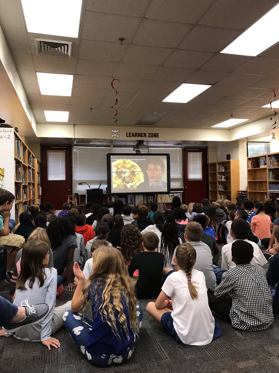 Geri_VB's tweet photo. 4th gr on a #virtualfieldtrip with @LockheedMartin #TheyUseTheSameMakerbotWeHave #GenBeyondVFT @TallwoodElem https://t.co/MEIdU7hfL5