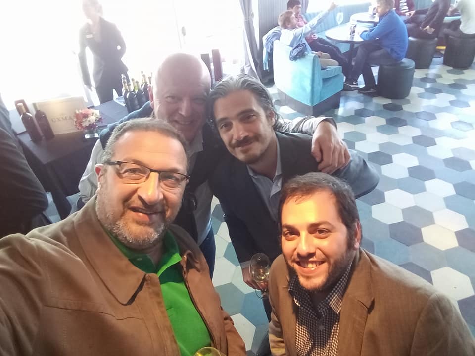 SamaraMDQ's tweet photo. El Mar Une Continentes y el Vino Une a las Personas !! ... y asì fue 
@BodegaUxmal en MDQ https://t.co/jBPA7DFq7k
