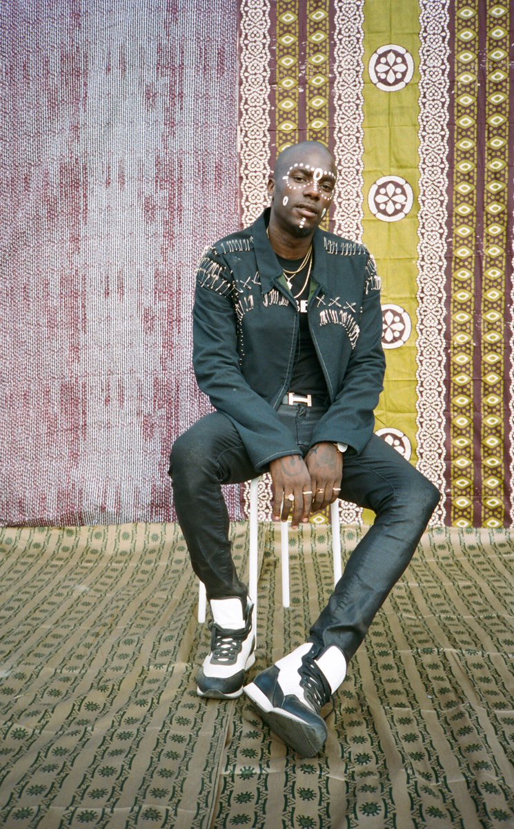 oxosi's tweet photo. Photographers Imani Dennison and Sinjun Strom channel the style of Malian legend Malick Sidibé. #vivaAfrica
more — https://t.co/6ZkwauyCXC https://t.co/joduHj5Nlp
