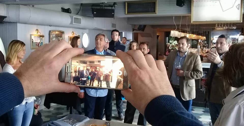 SamaraMDQ's tweet photo. El Mar Une Continentes y el Vino Une a las Personas !! ... y asì fue 
@BodegaUxmal en MDQ https://t.co/jBPA7DFq7k