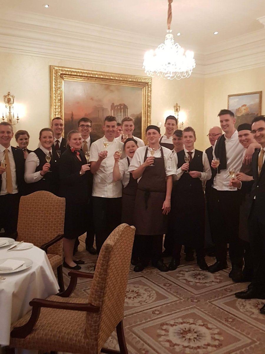 RestaurantHywelJones tweet media