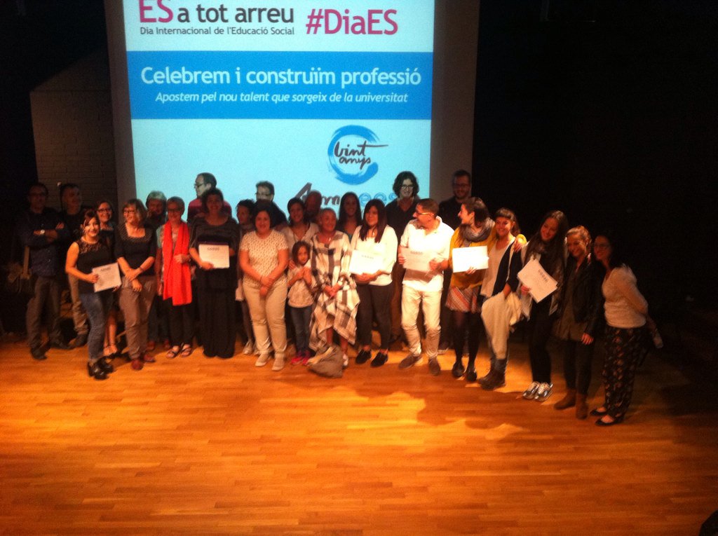 ceesc_cat's tweet photo. Felicitats als alumnes i gràcies als coordinadors de les universitats que han construït la jornada amb @ceesc_cat https://t.co/1dYknuTEpr