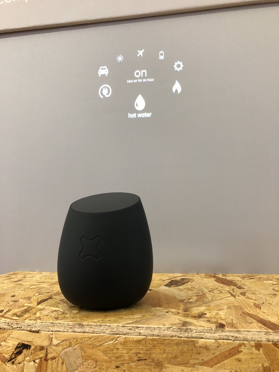 uberboffin's tweet photo. Meet #wave from #geolabs! Gesture based smart home maestro! Come and see at stand 3A51 at #EUW2017 @geomonitors https://t.co/x3ZpCHcT7E