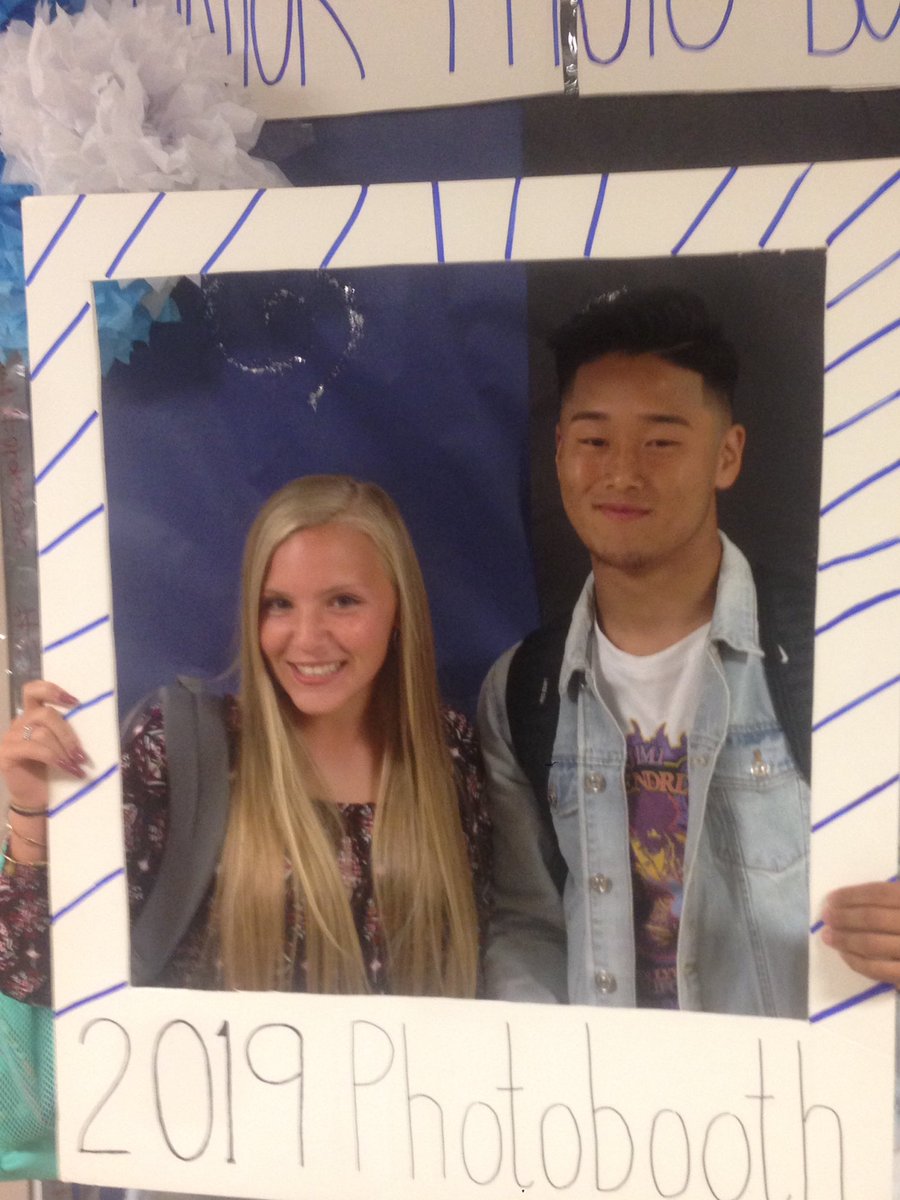 ewingsvoice's tweet photo. Check out the photo booth in the Biz Hall. Earn points for Spirit Week when you submit pics to @EwingStuCo https://t.co/LYrhH4FAJG