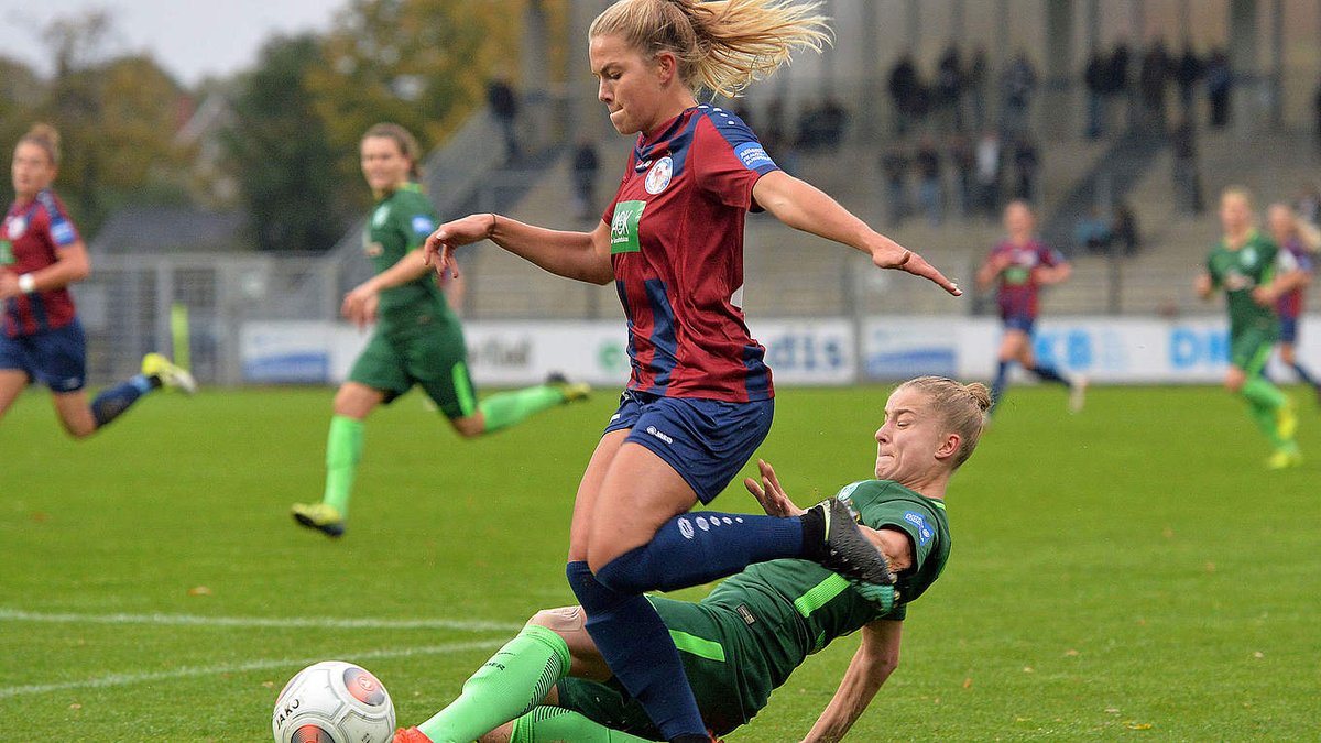 NewsFBL's tweet photo. #AFBL #Round4 HIGHLIGHTS (VIDEO):

#KOESCF ➡️ https://t.co/QwtYk8ExJT

#TPSVW ➡️ https://t.co/9nCHwiWoAX https://t.co/4Verc1J1K1
