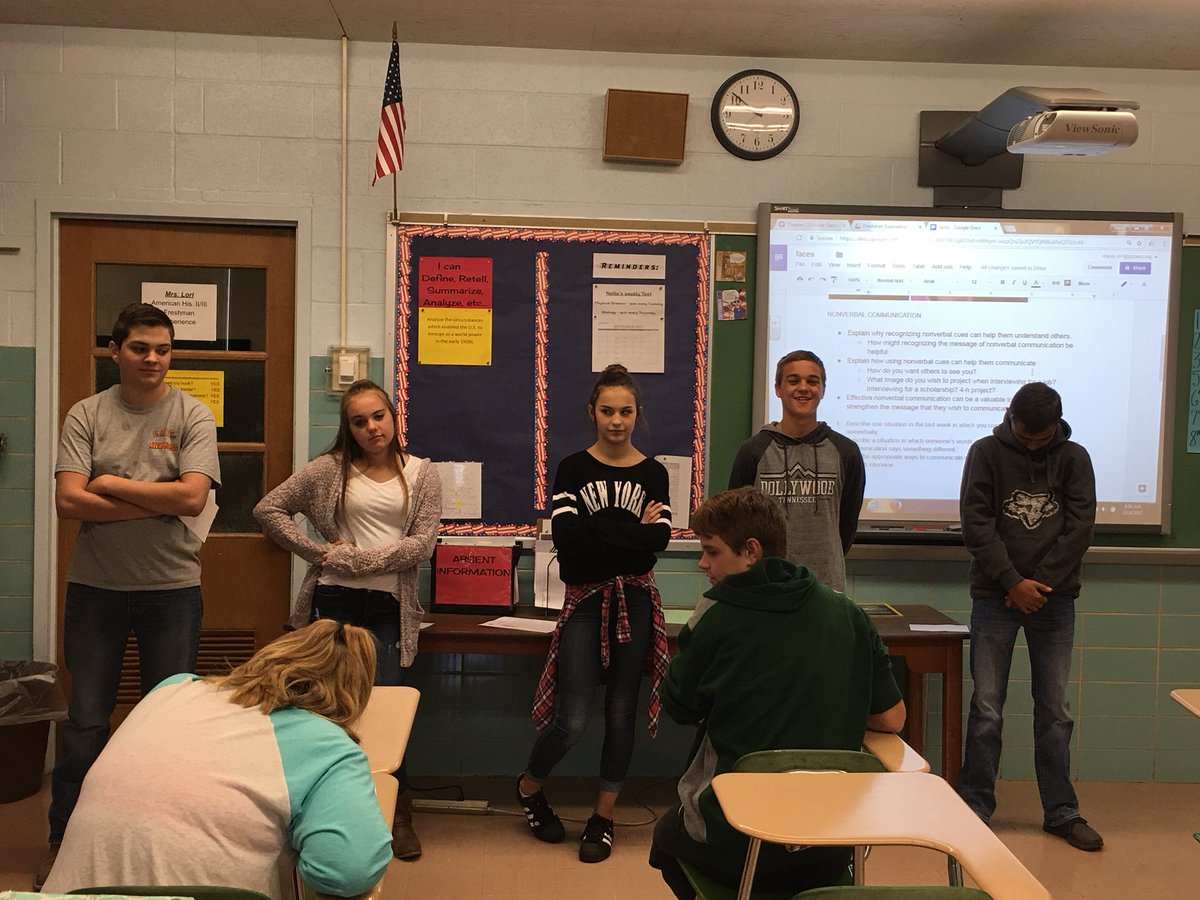 NobleLocal_SD's tweet photo. LeffingwellDan: RT mrslorihistory: Role playing nonverbal cues #communication #freshmenexperience https://t.co/FZAUpcj9N4