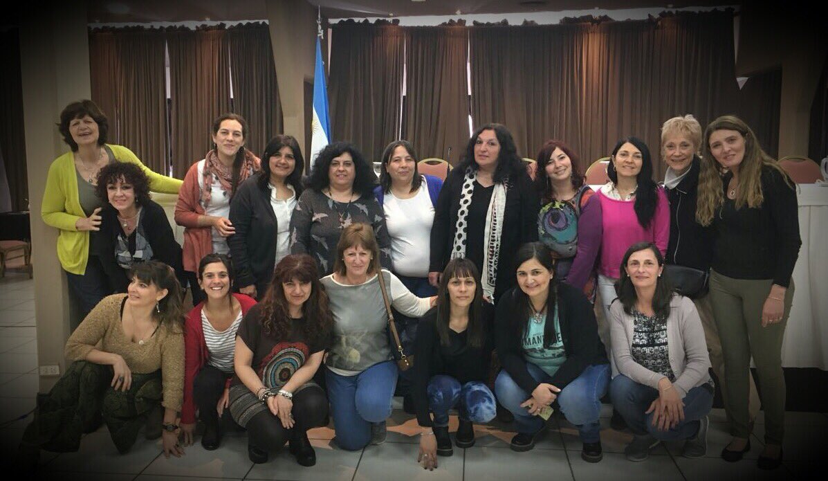 Valedonatocap's tweet photo. Equipo de Cap. Prácticas del Lenguaje Ini Encuentro de Formación e Intercambio en MDP. Maravilloso encuentro!!!@BaheDfc @equipocoordciie https://t.co/6dCAS4xHNK