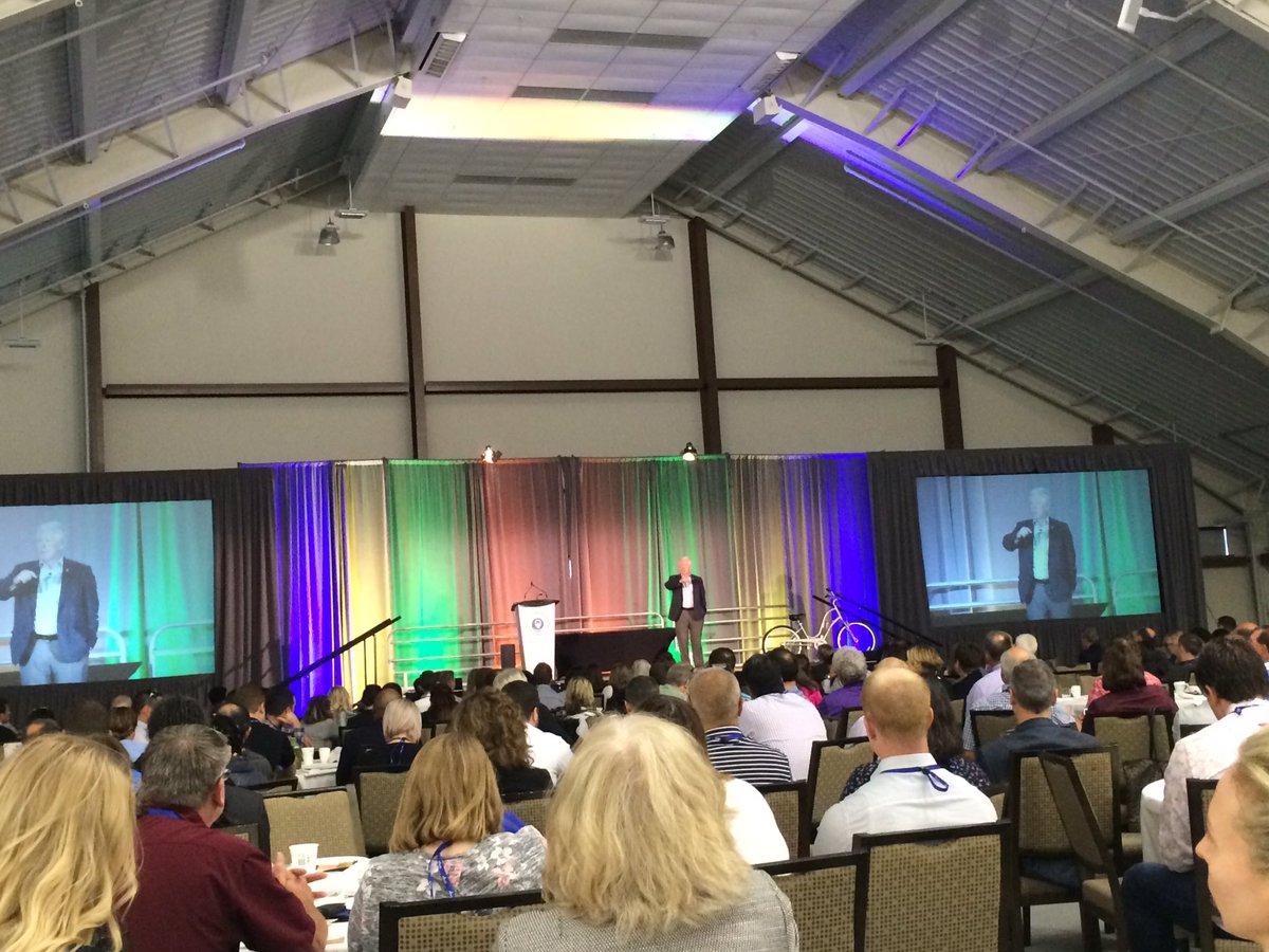monika_rau's tweet photo. @BobRae48 quote on 3 Qs in life: "If I'm not myself then who will be for me? If I'm only for myself, who am I? If not now, when?" #oppi2017 https://t.co/NEPqvzwCuL