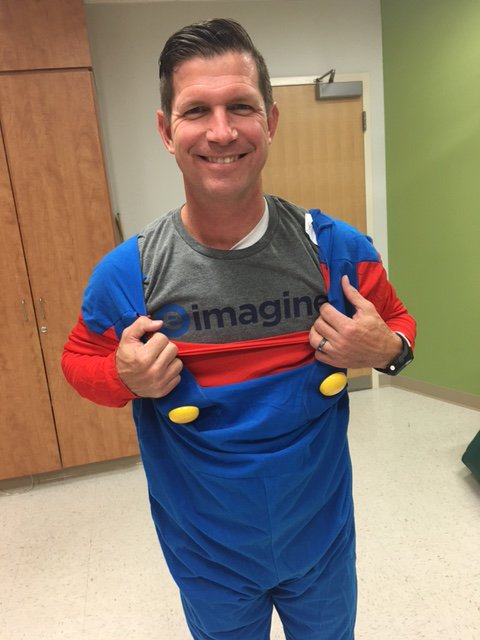 eimagine's tweet photo. We were thrilled to be a part of #GlobalDayofService @RileyChildrens hospital last week! Mario and Princess Peach were a hit! @HeroesFndtn https://t.co/b6JenB25Ut