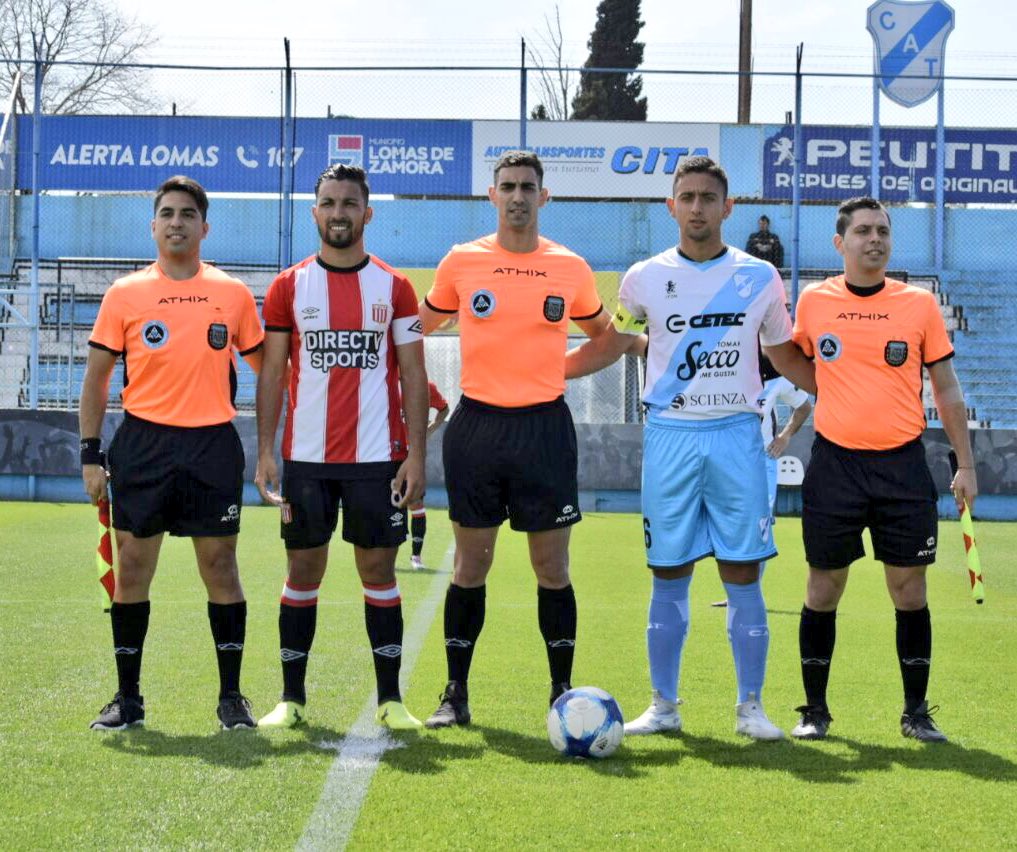 TemperleyOK's tweet photo. #ReservaCAT ⚽️ Temperley forma: Lucero; Mulazzi, Demartini, Asmar, Zalazar, Córdoba, Caccia, Capalbo, Antúnez, Sosa y Muñoz. https://t.co/apaN22mXLo