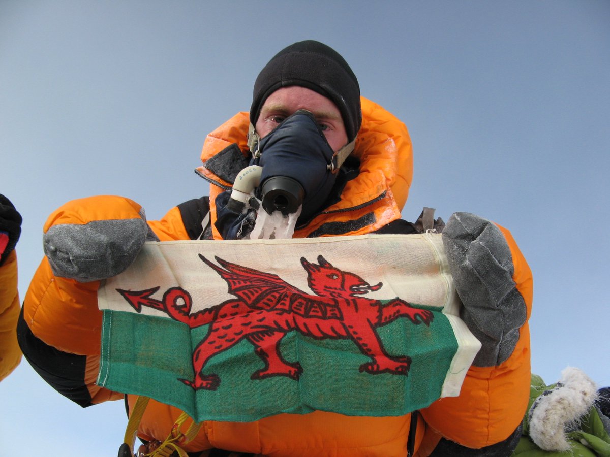 Our next PMI Webinar is PMI's Martin Barnett speaking about climbing the 7 Summits!  Register here: register.gotowebinar.com/register/71005…