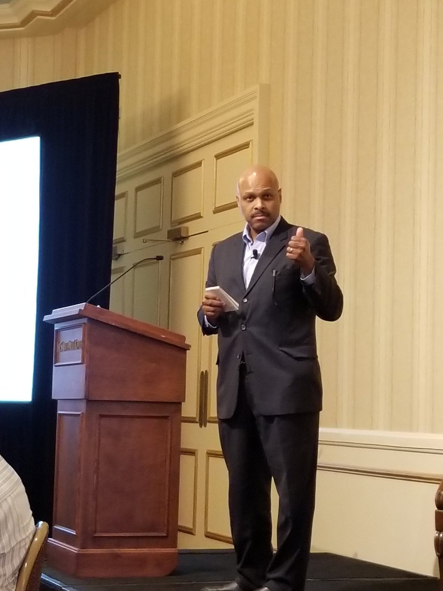 SakuriF's tweet photo. LISC President Maurice Jones @LISC_FinOpp 2017 National Meeting "To advance a community you need to develop the skills of the people" https://t.co/HC1uECAdhP