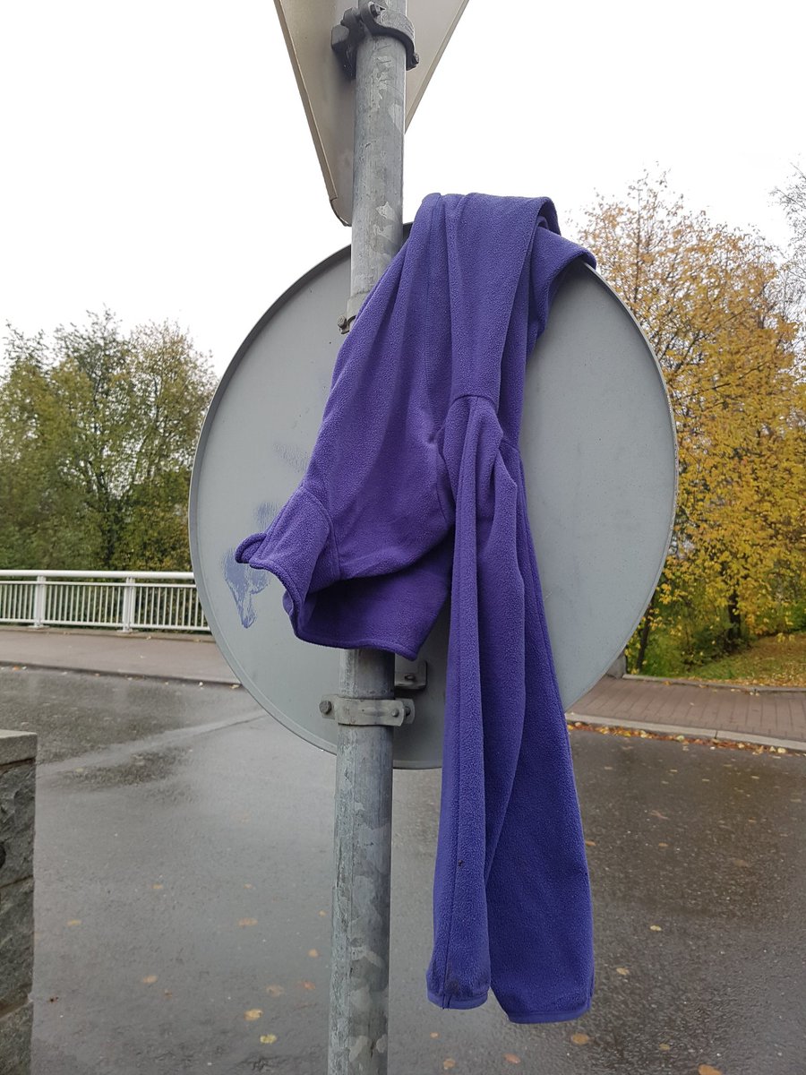 pikkukapy's tweet photo. Is this #salafleece? https://t.co/gCHkAbxE1v