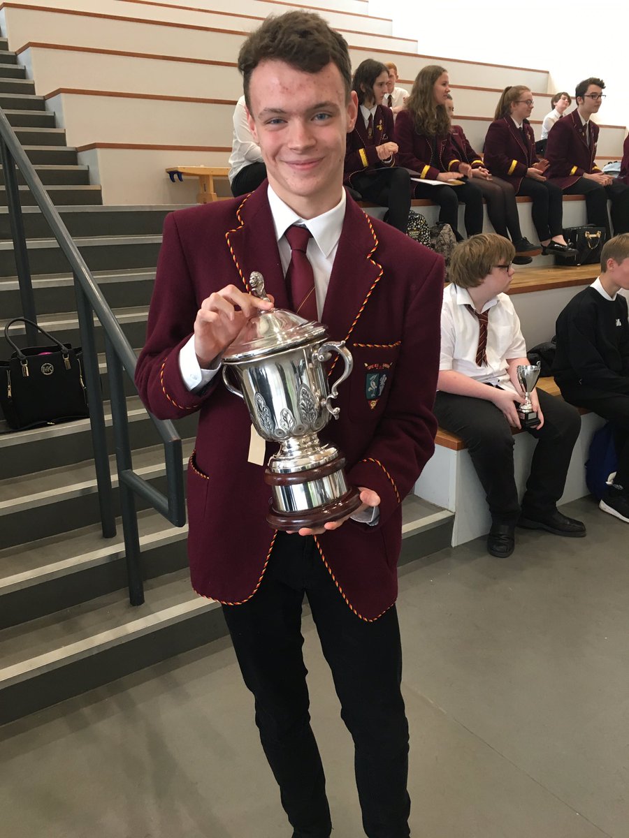 harrisacdundee's tweet photo. Some of our @harrisacdundee pupils who were unable to collect awards at Prize-Giving did do this afternoon. #ACHIEVE  #WeAreHarris https://t.co/h1fkzwlWIs