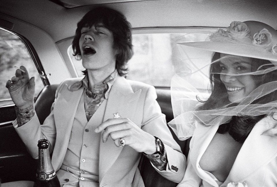 HistoryInPics's tweet photo. Mick and Bianca Jagger on their wedding day, 1971. https://t.co/CiAc5i0AWu