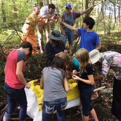IWLA_org's tweet photo. New Blog! #IWLA kicks off #CleanWaterChallenge blog discussing how to connect kids with clean water and outdoors. https://t.co/53vPsEQMkf https://t.co/JqIZ7ZtHEw
