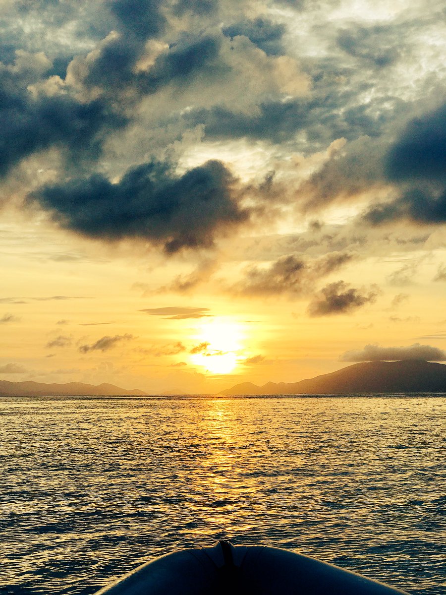 snorkelbvi's tweet photo. #irma didn't take away our beautiful #Caribbean #sunsets 
#bvi #travel #WednesdayWisdom https://t.co/oAHkp276LO