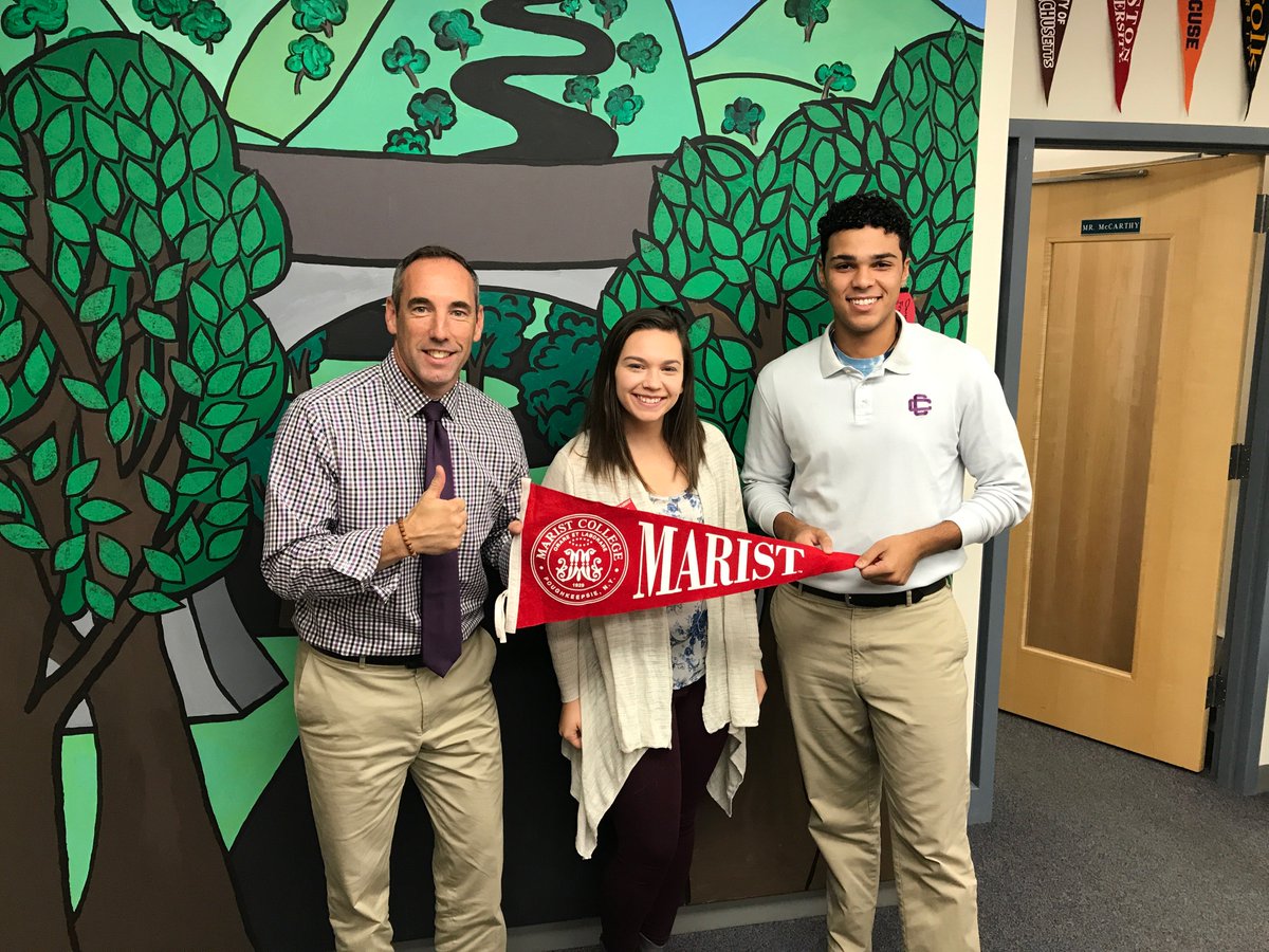 CCRaider_SC's tweet image. Thanks @Marist for ANOTHER PENNANT! Can't wait to hang it up! Bridget- We will see you again Oct 24th @1pm #repvisits #naviance