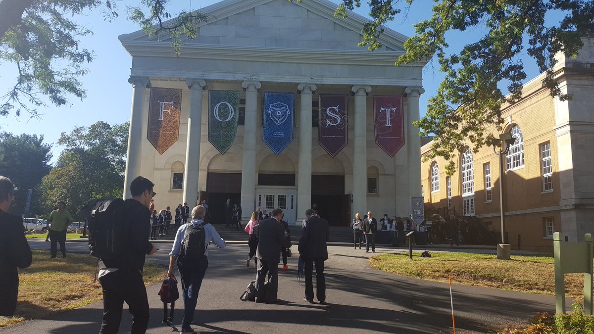 debra_mcgrory's tweet photo. Arriving @FoSTorg Summit Day 1 and launching the Women in VR curated program in the Story Arcade #fostsummit gorgeous day in Snug Harbor https://t.co/XKj4ydOUX8
