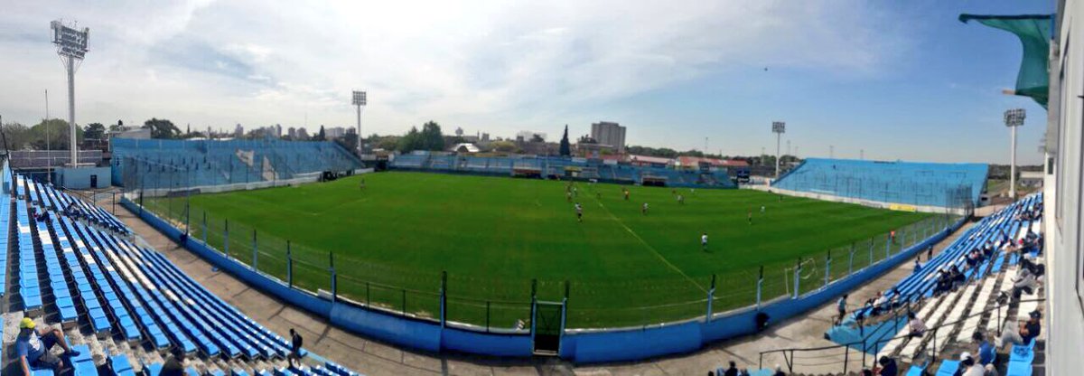 TemperleyOK's tweet photo. #ReservaCAT ⚽️ Temperley 0-1 Estudiantes (LP) | ⏱27' PT | Juan Apaolaza abre el marcador para el "Pincha". https://t.co/8Hc9Kxowe3
