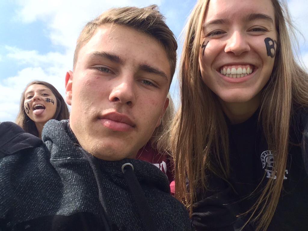 JoeCampanellaa's tweet photo. It’s my favorite time of the year again HAPPY BIRTHDAY @BorerMitchel ❤️ https://t.co/9zRA4voTT2
