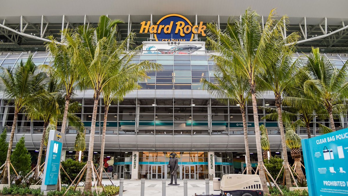 HardRockStadium's tweet photo. We're just a few days away from the @MiamiDolphins home opener!

#FinsUp https://t.co/lwG3a87FNq