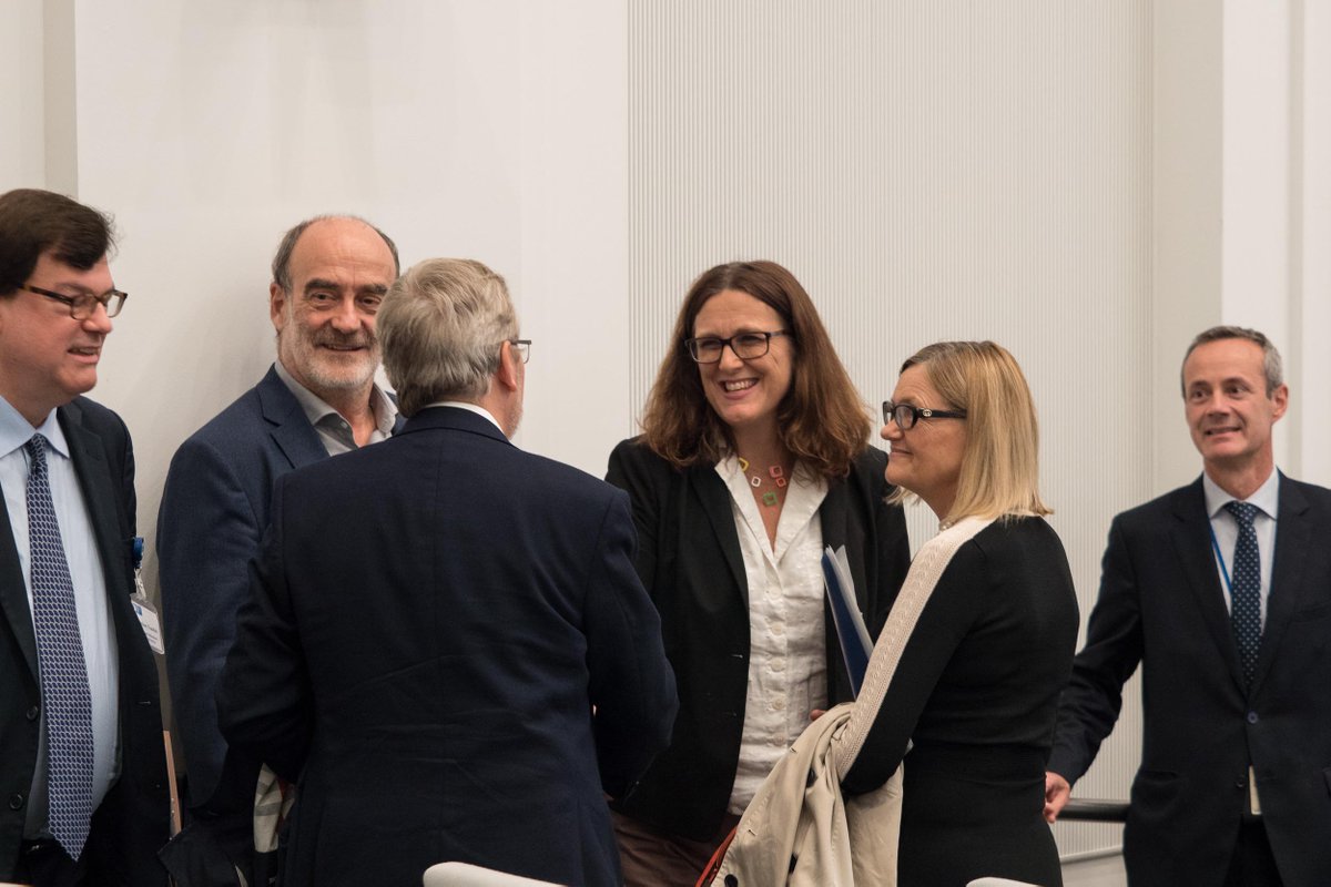 EUI_Schuman's tweet photo. Thank you to all @EuropeanUni Alumni who attended our #EUIin Bxl event last week: a great debate on #FutureofEurope! https://t.co/tg30NdPeGO https://t.co/K8oYd8VN8q