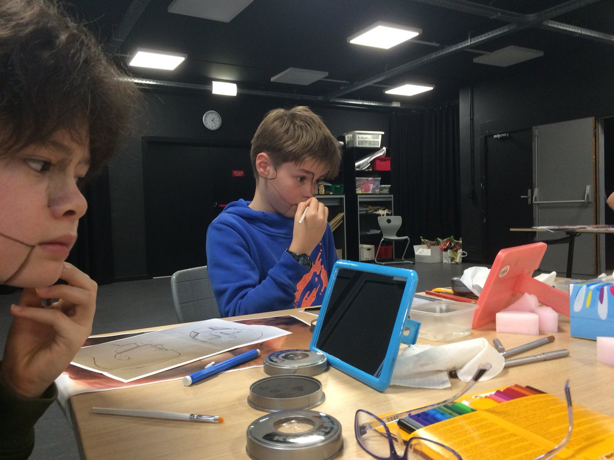 MS_Perform's tweet photo. Discovering stage make-up in Drama Works today. So much fun!!! #mslearns https://t.co/ryqxDqirES