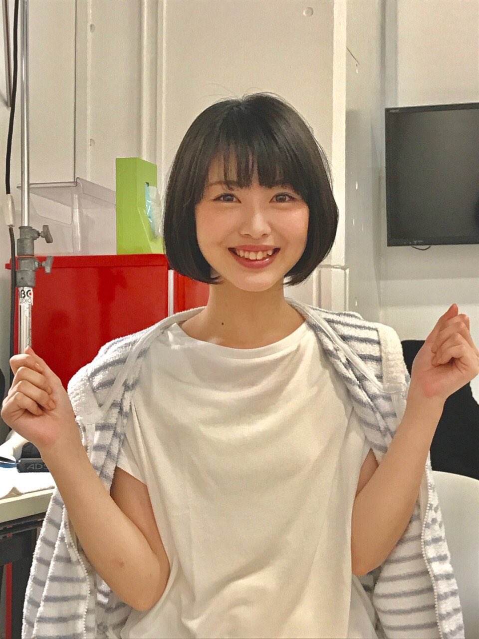 浜辺美波 応援垢 در توییتر 美波ちゃんの笑顔可愛すぎん マジであの笑顔を超える人は後にも先にもいないわ 毎日癒されてる 誰かーー共感してーー笑 浜辺美波 笑顔可愛い T Co Vkmkyv4dso توییتر