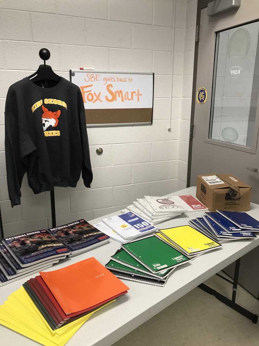 Our schools SBE Fox Stox is donating school supplies to Fox Smart, a new store that students and teachers can go to! #decasbeweek