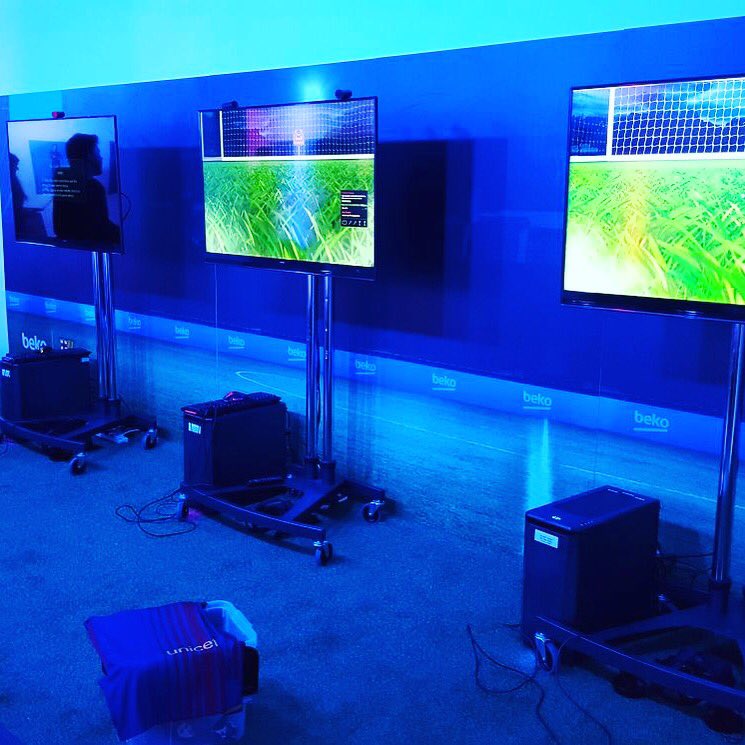 VRHire's tweet photo. Ready for some VR football today! #oculus #steam #barcelonafc #football https://t.co/9VrXA4ykA2