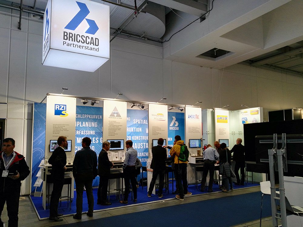 BricsCAD_DE's tweet photo. Die #INTERGEO 2017 war eine tolle Messe, das BricsCAD-Deutschland Team sagt Danke! https://t.co/P1lfRto7D5 #BricsCAD #Bricsys #MERViSOFT https://t.co/KeUpLp4ipM