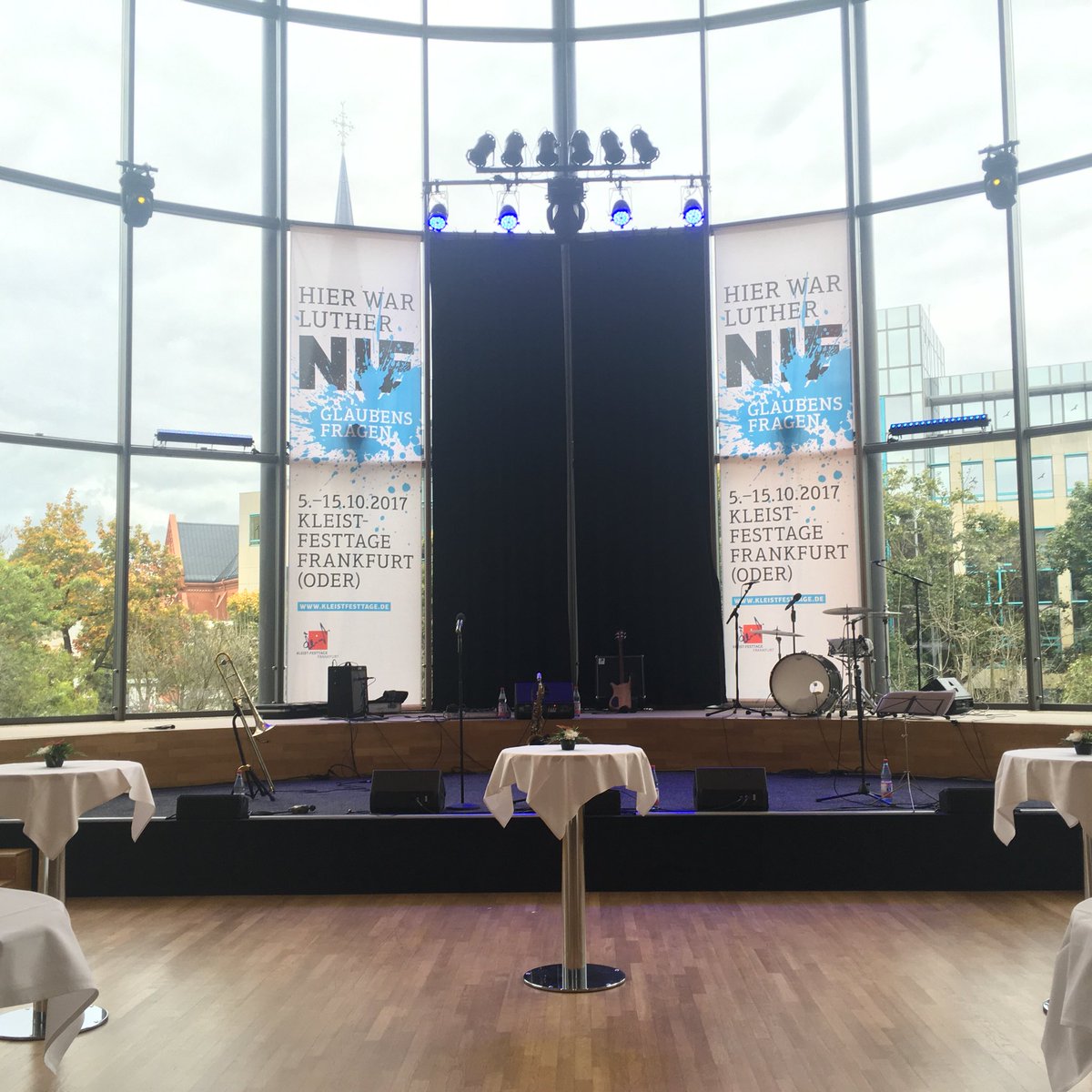 Morgen eröffnen wir die #kleistfesttage - die Vorbereitungen laufen auf Hochtouren! #theaterfestival #frankfurtoder #kleistforum