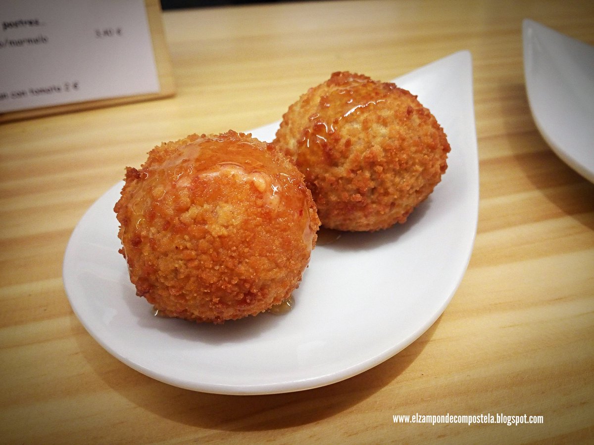 #Croquetas de #Sobrasada con #Miel #Tapa de Cortesía de #ConCuller en #SantiagoDeCompostela #SCQ #Compostela #ElZampon #ElZamponDeCompostela