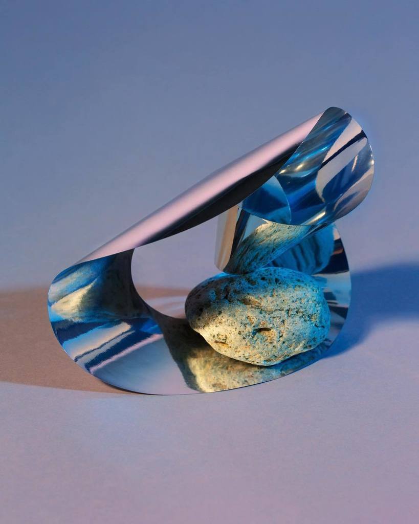 The still life experiments continue with reflections and disappearances. #bonsoirparis #wastedtime #experiment