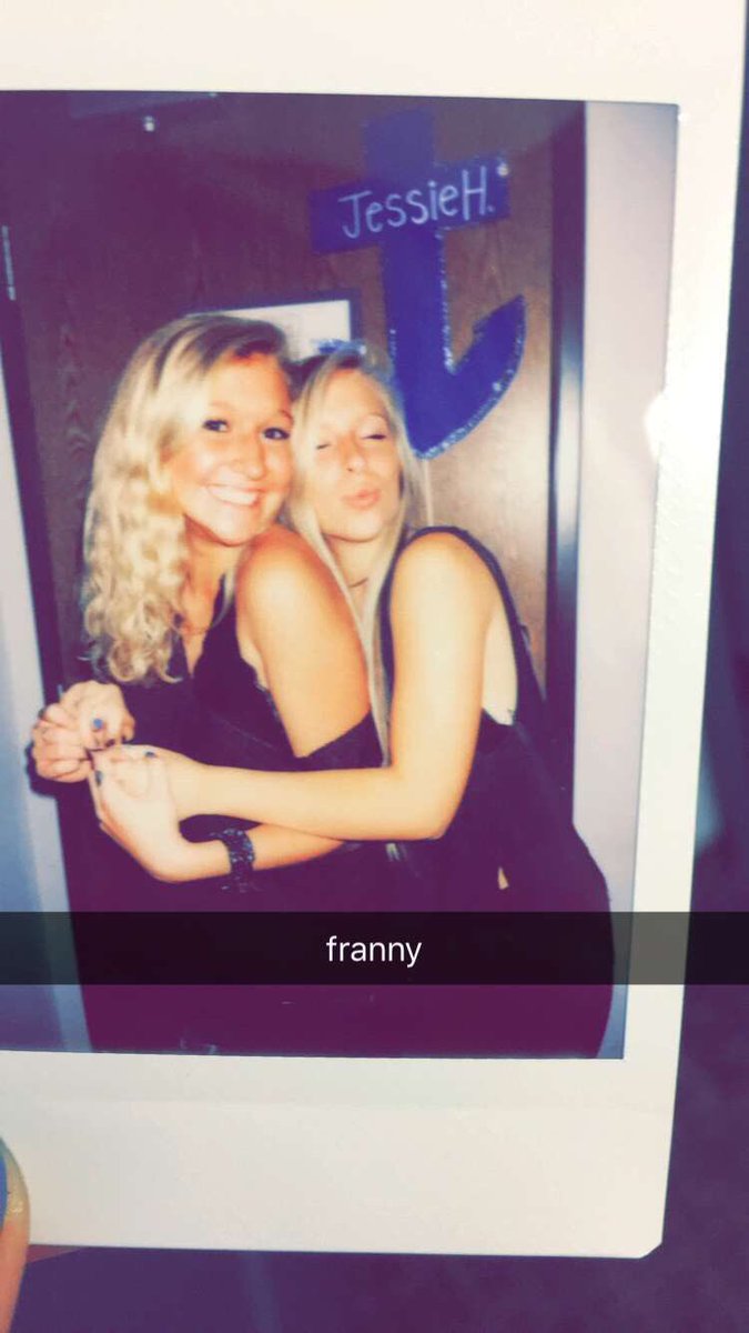 bustahymes_'s tweet photo. happy birthday to the best college roomie a girl could ask for 💞 love you sm &amp; miss our times in JH . stay weird when ur 20 ily @fsullivan4 https://t.co/YBXrc3BN8u