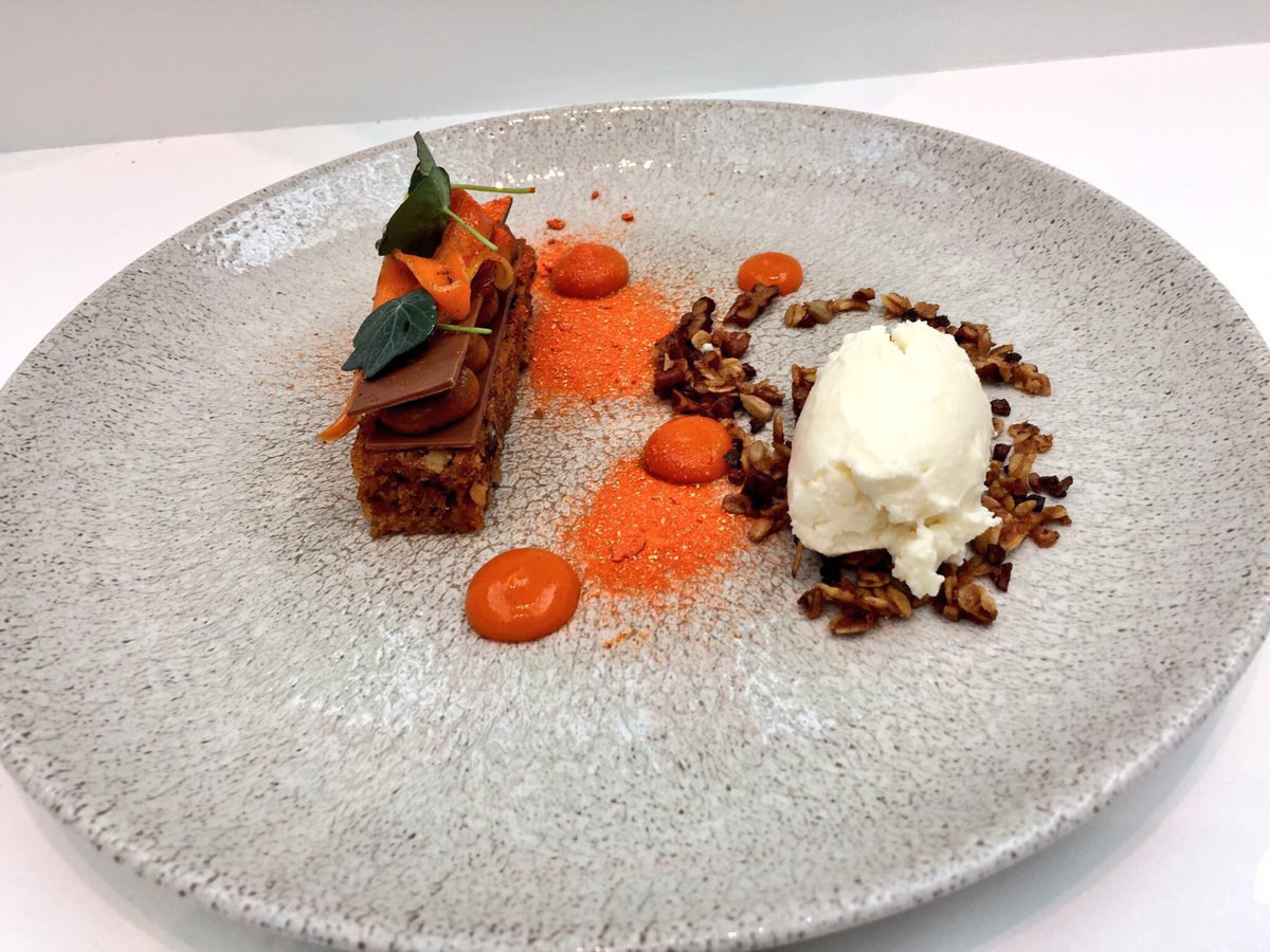 compassgroupuk's tweet photo. 🎉🏆Let's remind ourselves of Senior #CCOTY17 winner @LathamAaron 👨🍳stunning dishes that secured him the title! What a final #TeamCompass https://t.co/zlxr3P2QXF