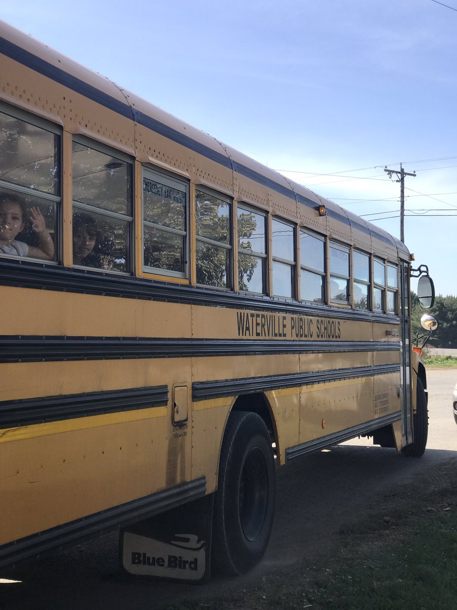 jtiltonflood's tweet photo. 2 days and almost 200 first graders later I can honestly say that sharing our farm is some of the best therapy ever. #farmlove #cabotfarmers https://t.co/mTt5DitrTT