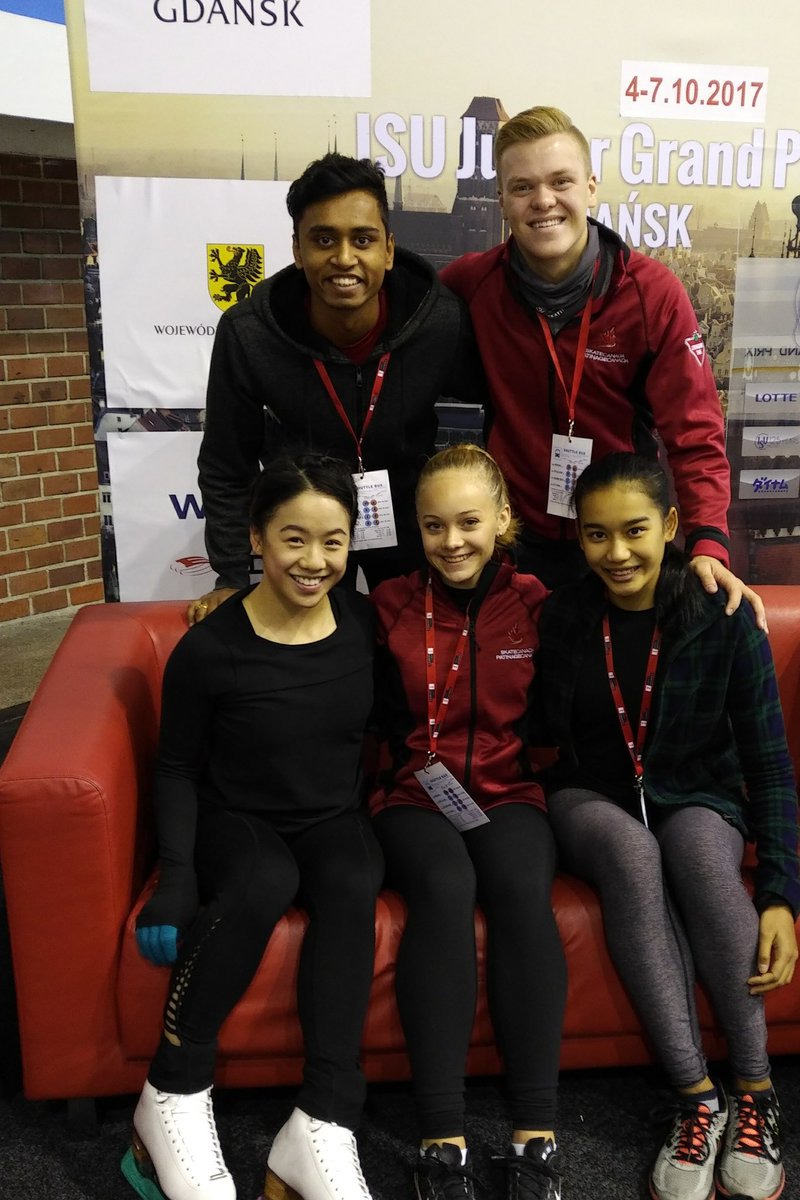 mariposadancers's tweet photo. Team Mariposa in #JGPFigure Gdansk #hardworkpaysoff @SkateMariposa @SkateCanada #Singapore #Malaysia #India https://t.co/CzCXVDlHpL