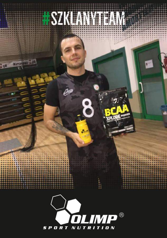 BasketKrosno's tweet photo. Kolejny sezon dodatkowej energii dodaje nam @OlimpSport Dziękujemy👍💪🏀
#miastoszkłakrosno #olimpsportnutrition #teamolimp #supplements https://t.co/dE5B7lbNel