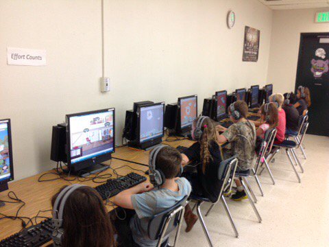 CLWiseman's tweet photo. Ss working on Reflex for the first time. #celebratelps #reflexmath https://t.co/d6h90ZH688