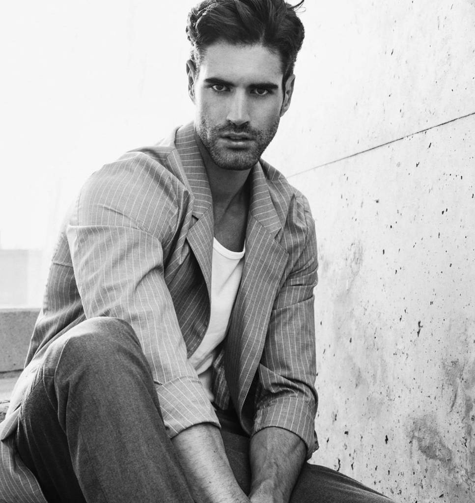 ninjusss's tweet photo. #blackandwhite #model #malemodel ph. Alejandro Brito https://t.co/IeH6OqE9Cn