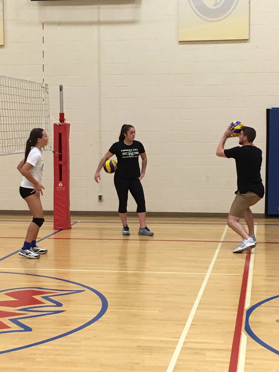 stupow3's tweet photo. Thank you Olympic/World league phenom and FCVC Alumni and legend TJ Sanders for giving back last night with the 16U's https://t.co/PwcNnShO88