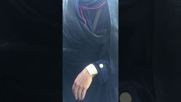 fardensaefi's tweet photo. تجمع خانواده های بازداشتی های روز #عاشورا، هواداران #آیت الله بروجردی
https://t.co/4z4KNPVvhT https://t.co/Fu8BAUBPKt
