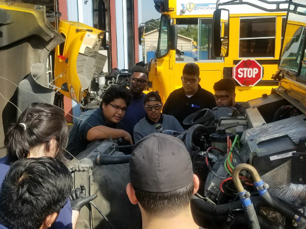 Sterling Aviation Hs On Twitter Raider Automotive Interns Hisd