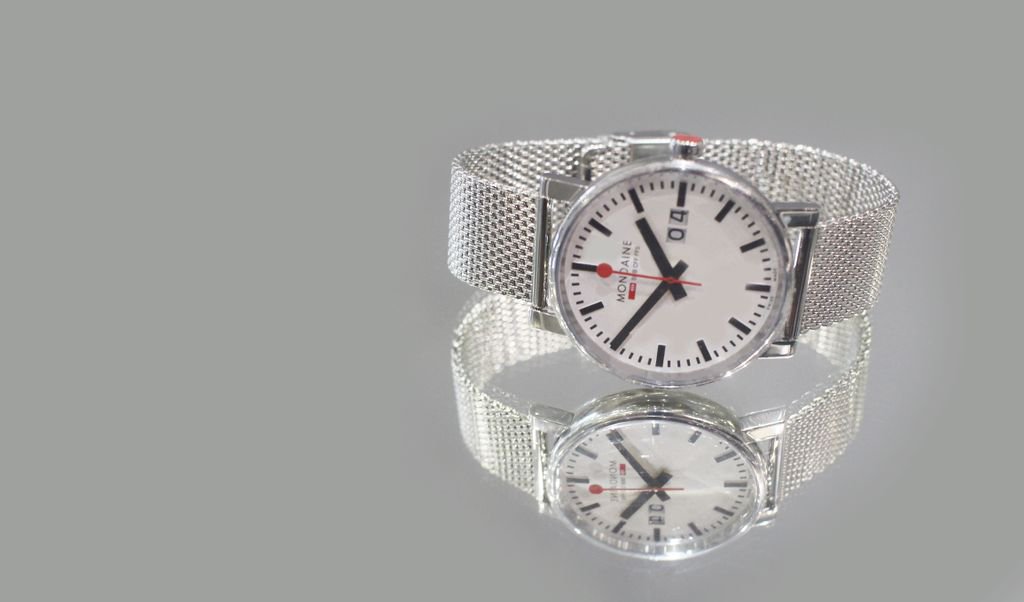 Fitzjewels's tweet photo. All our Mondaine watches are on 20% off on our website and in store!

Shop online here: https://t.co/hXF5BKGp3v

#watches #sale #swissmade https://t.co/IADhRJE983