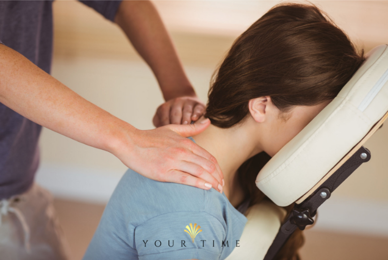 YourTime_BE's tweet image. Door het toepassen van een Chinese hoofd-, nek- en #schoudermassage creëer je een energetische #harmonie! bit.ly/2jsiX1n