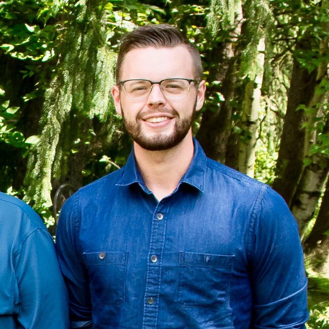 efajardo33's tweet photo. If this gets 💯 RTs dad gets to shoot his shot with mom 😍

The world’s cutest couple coming up. Let’s make it happen! https://t.co/ZG7lKweqtD
