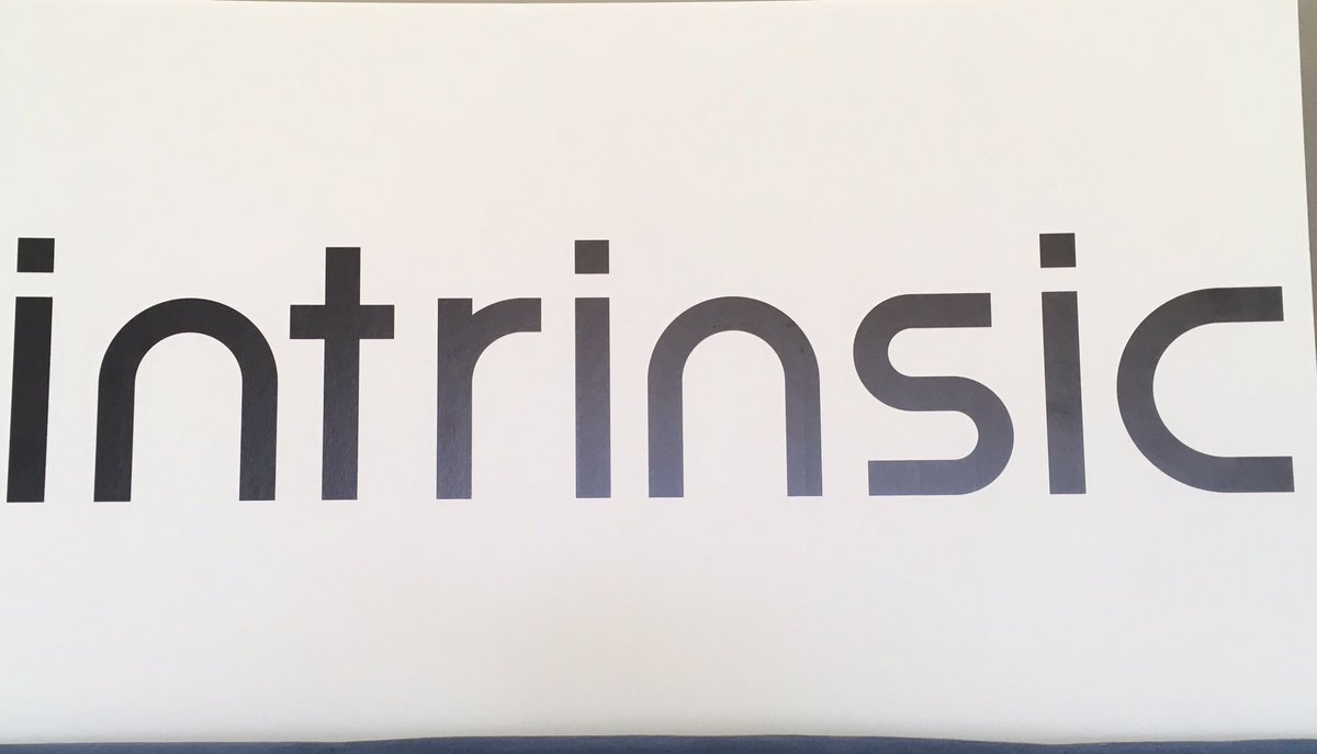 Carmenpizarro's tweet image. Thanks to @cgalmenar from INTRINSIC, Startup of #CyberSecurity: how yo make software inmune to vulnerabilities&apos; #oracleinnovation17 #OOW17